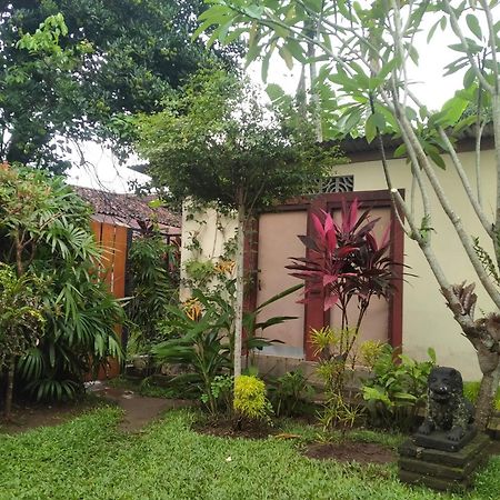 Efata Homestay Магеланг Екстериор снимка